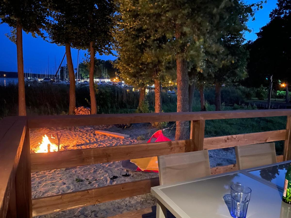Xoxo Lake House Гижицко Экстерьер фото