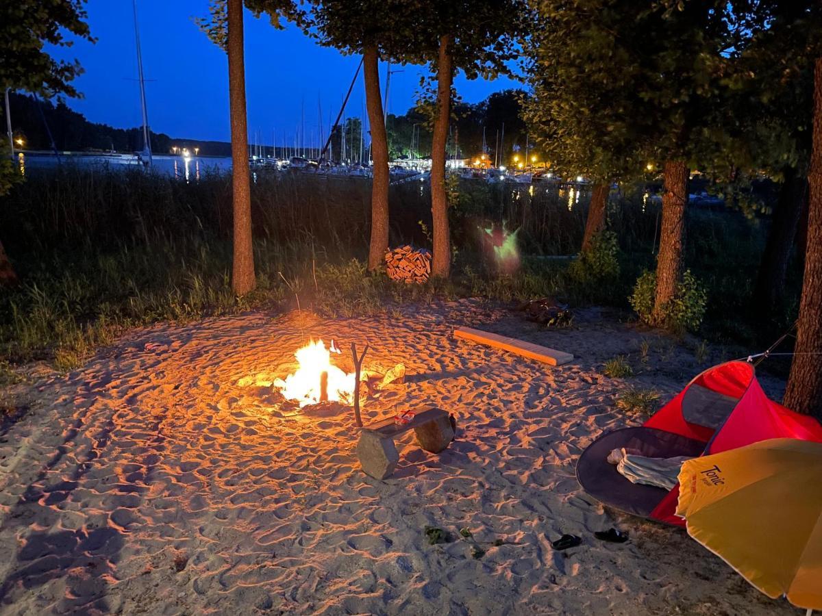 Xoxo Lake House Гижицко Экстерьер фото