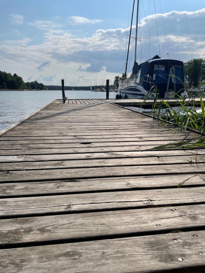 Xoxo Lake House Гижицко Экстерьер фото