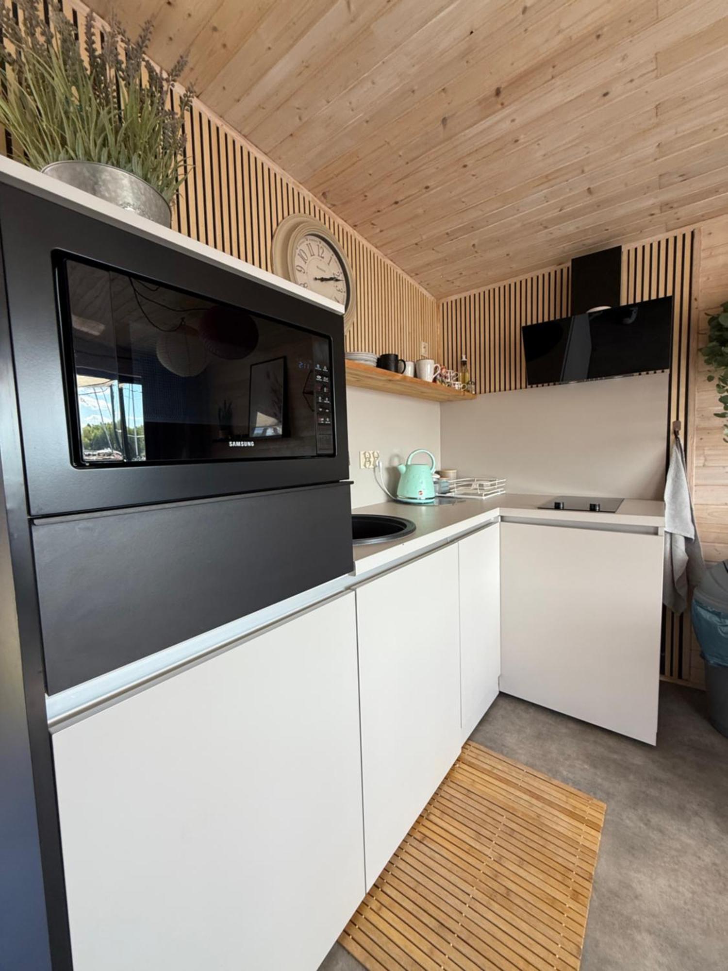 Xoxo Lake House Гижицко Экстерьер фото
